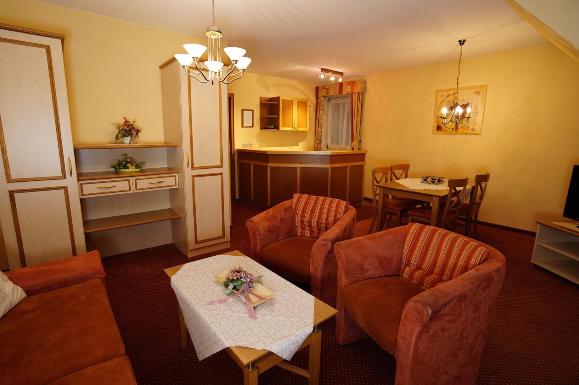 Hotel Central Виллинген Экстерьер фото